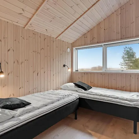 4 Bedroom Stunning In *